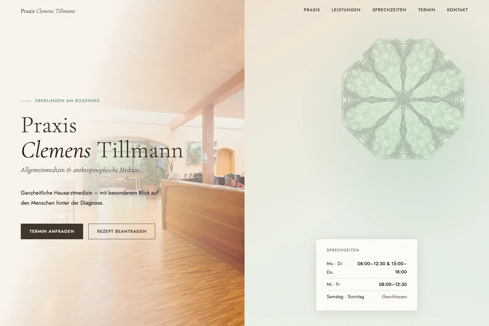 Startseite der Praxis-Website mit ruhiger Begrüßung